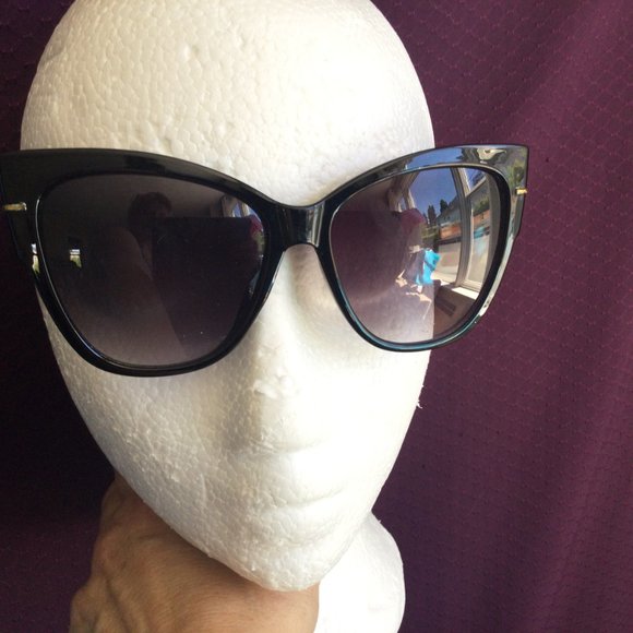 Aldo Sunglasses Large Cat eye - Picture 7 of 11